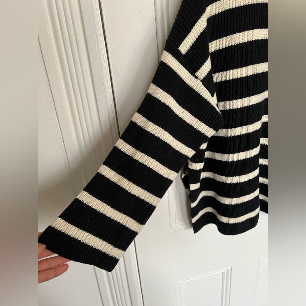 H&M Black and White Striped Knit Sweater - Picture 4 of 12